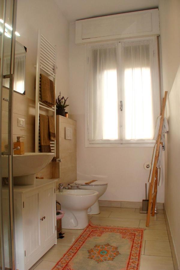 La Finestra Sulla Fiera Bed & Breakfast Болоня Екстериор снимка